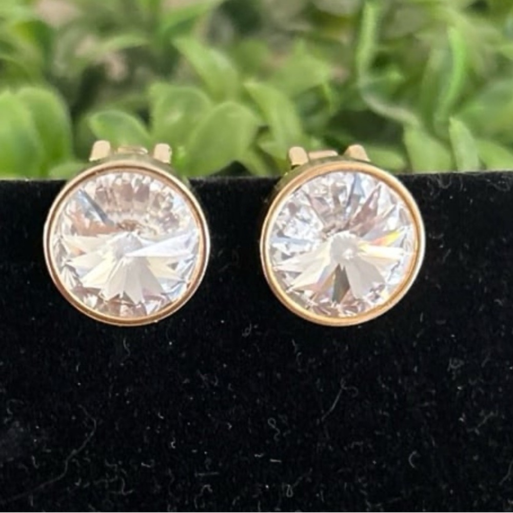 Vintage Gold Tone Clip Earrings w/ Clear Stones